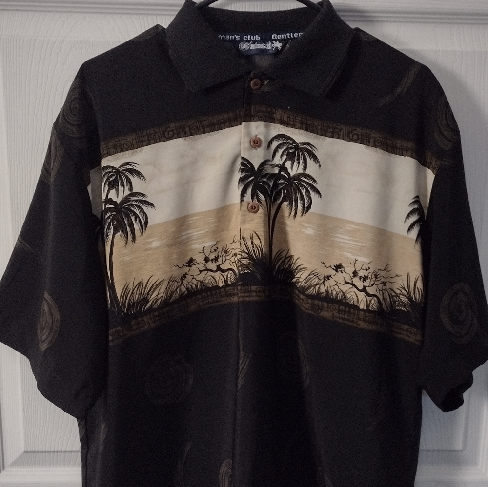 *SOLD* Gentleman's Club Men's Sz L Polo
